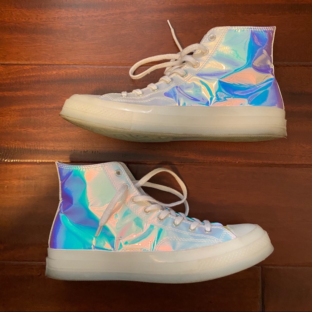 Reflective converse